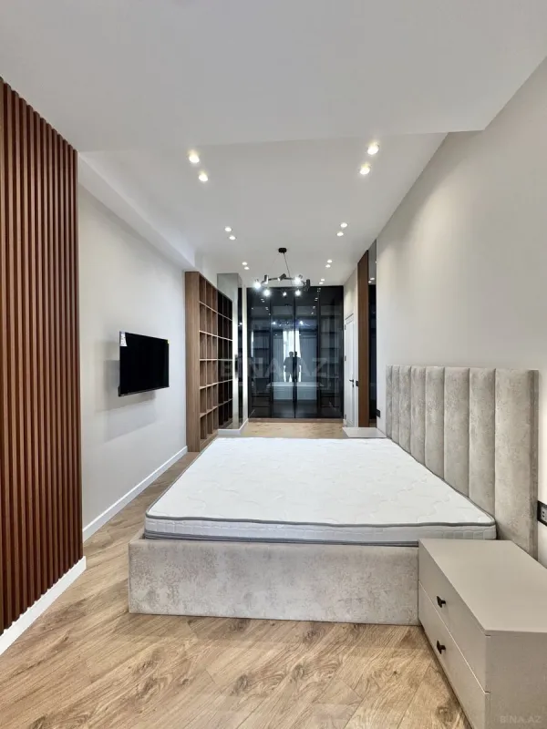 Satılır 3 otaqlı mənzil 118 m²