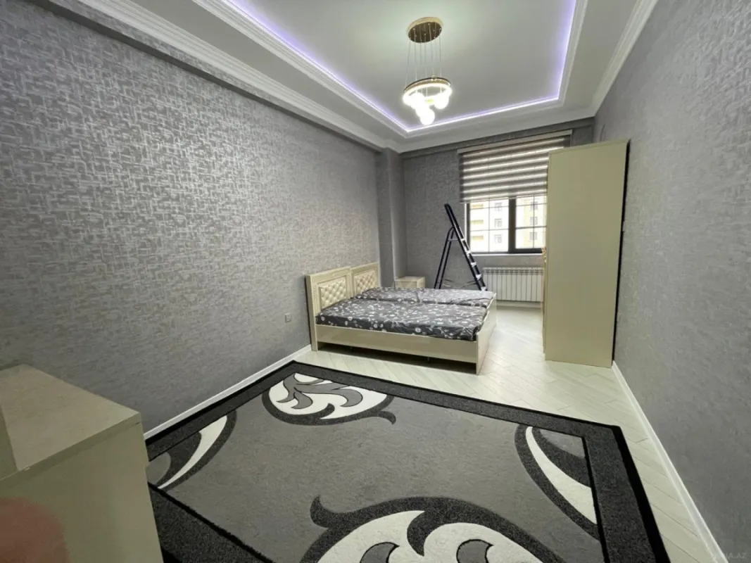 Kirayə verilir 3 otaqlı mənzil 120 m²