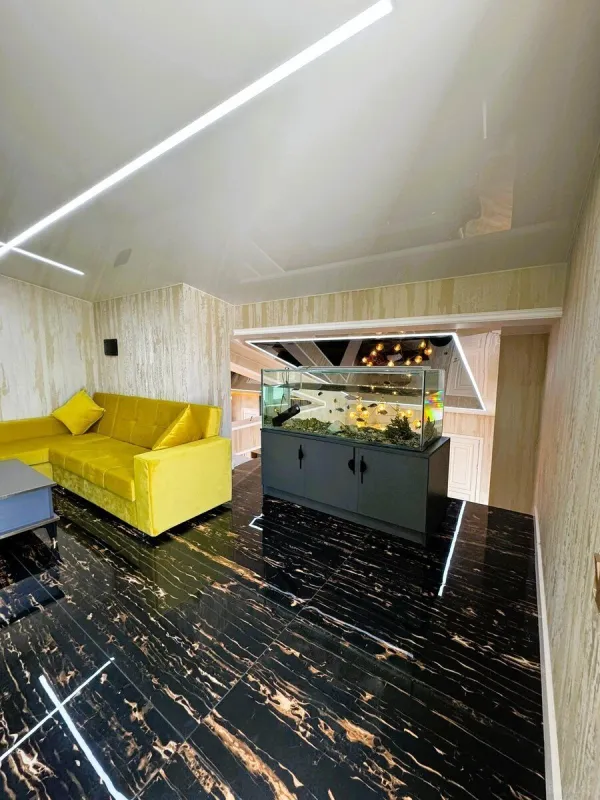 Satılır 4 otaqlı mənzil 360 m²