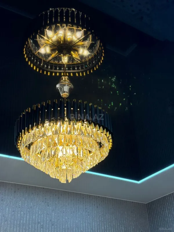 Satılır 4 otaqlı mənzil 360 m²