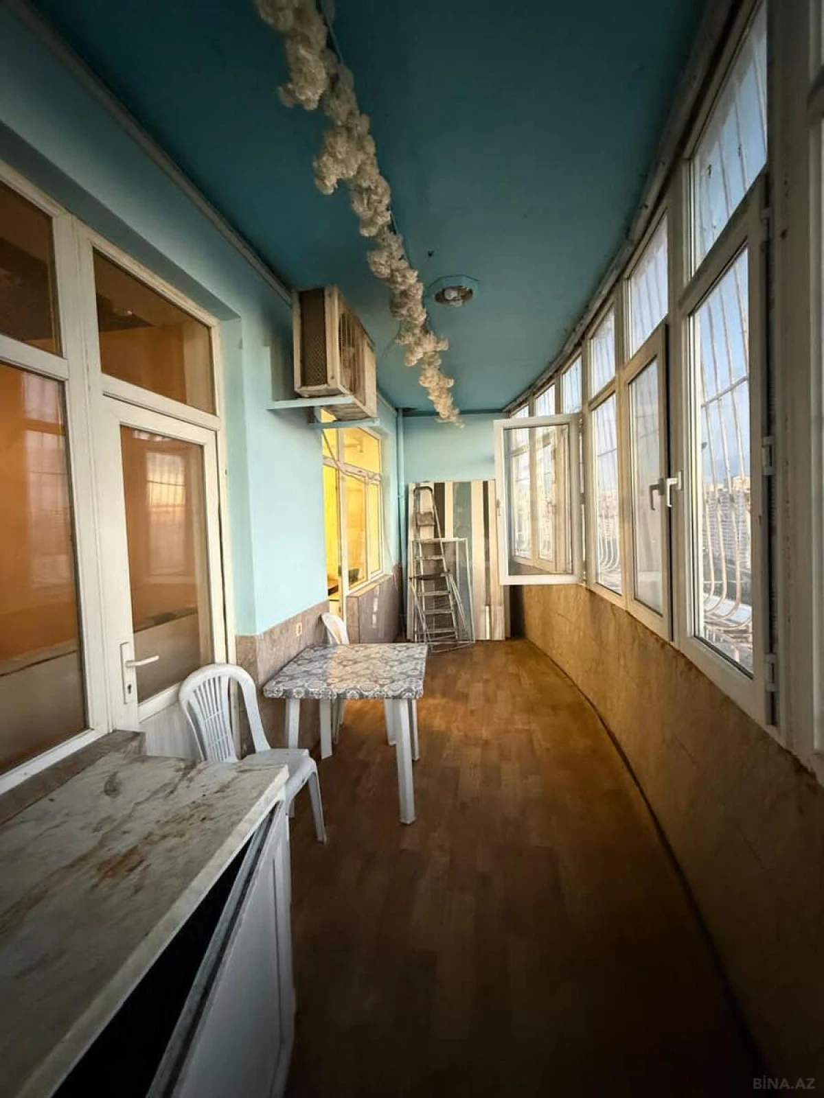 Satılır 2 otaqlı mənzil 55 m²