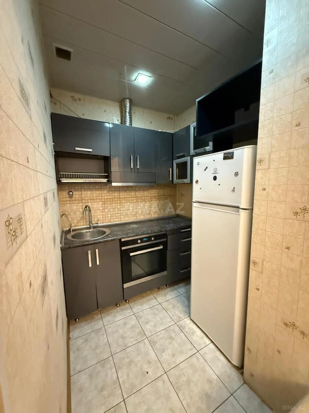 Satılır 2 otaqlı mənzil 55 m²