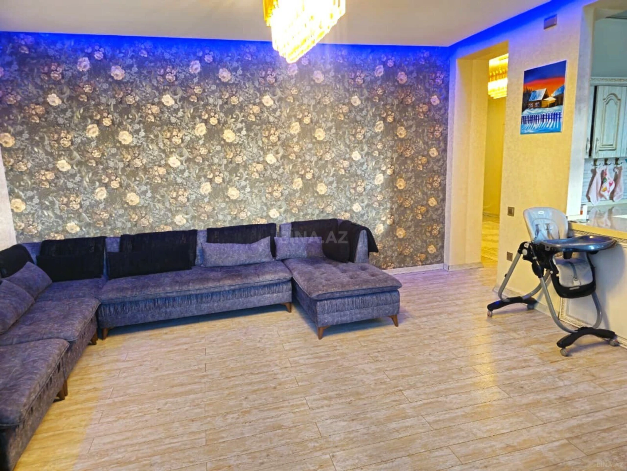 Satılır 3 otaqlı mənzil 129 m²