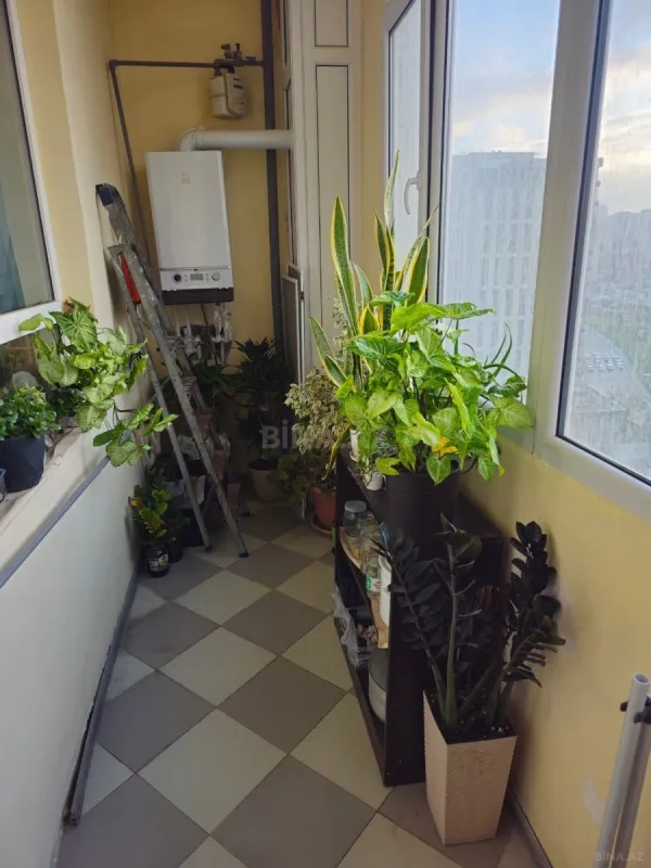 Satılır 3 otaqlı mənzil 129 m²