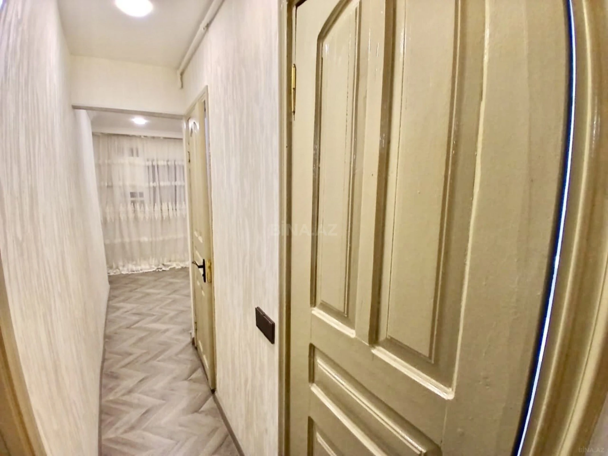 Satılır 3 otaqlı mənzil 70 m²