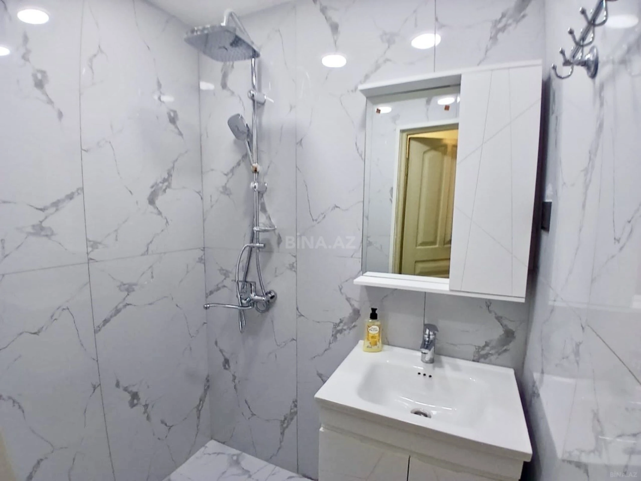 Satılır 3 otaqlı mənzil 70 m²