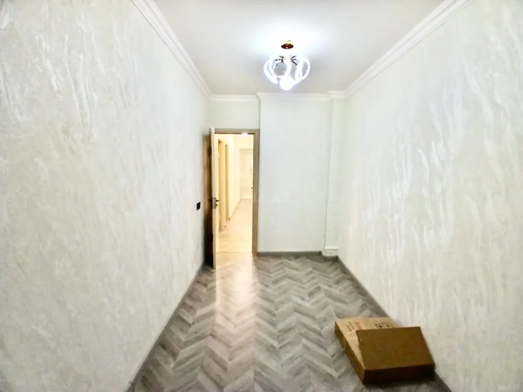 Satılır 3 otaqlı mənzil 70 m²