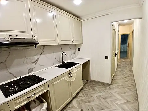 Satılır 3 otaqlı mənzil 70 m²