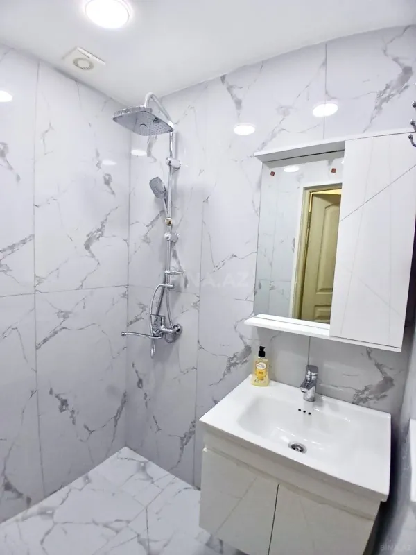 Satılır 3 otaqlı mənzil 70 m²