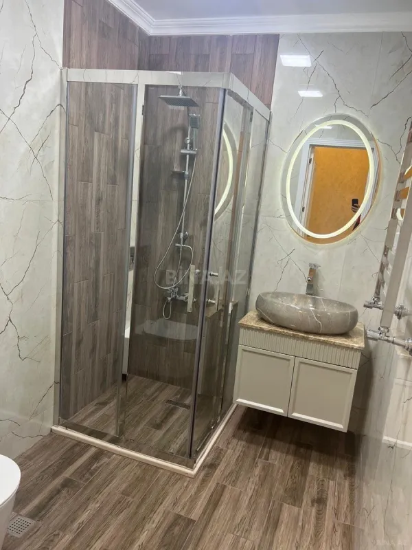 Satılır 3 otaqlı mənzil 97 m²