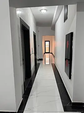 Satılır 3 otaqlı mənzil 118 m²