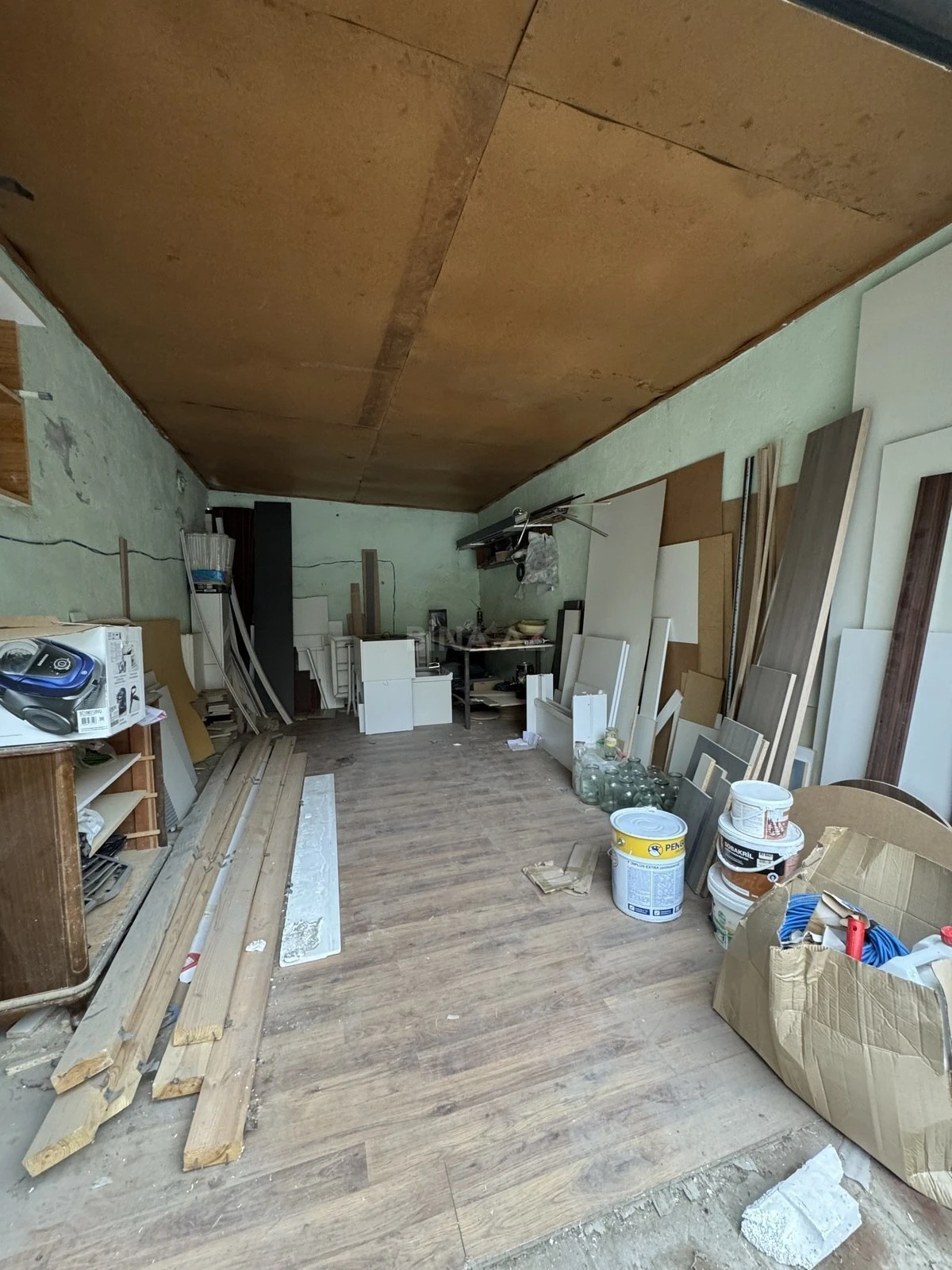 Satılır qaraj 22 m²