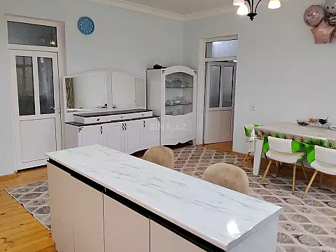Satılır 4 otaqlı həyət evi 170 m²