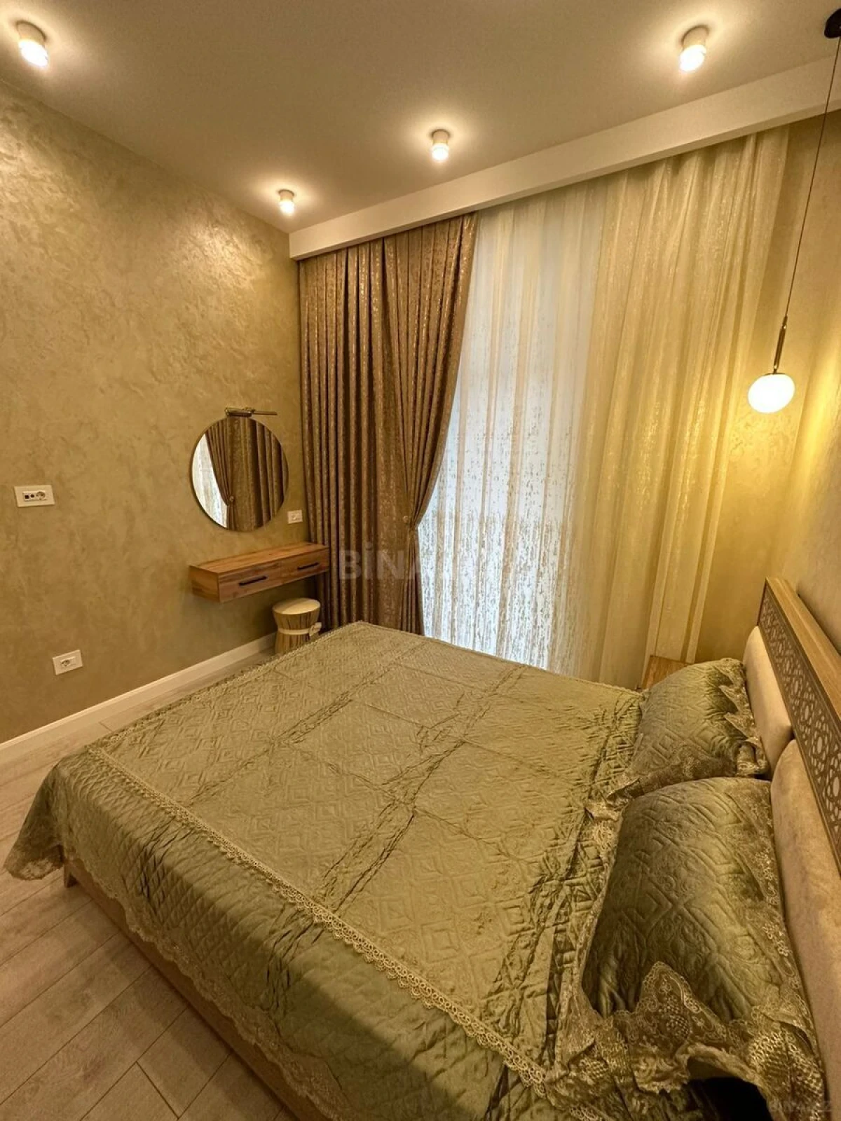 Kirayə verilir 3 otaqlı mənzil 110 m²