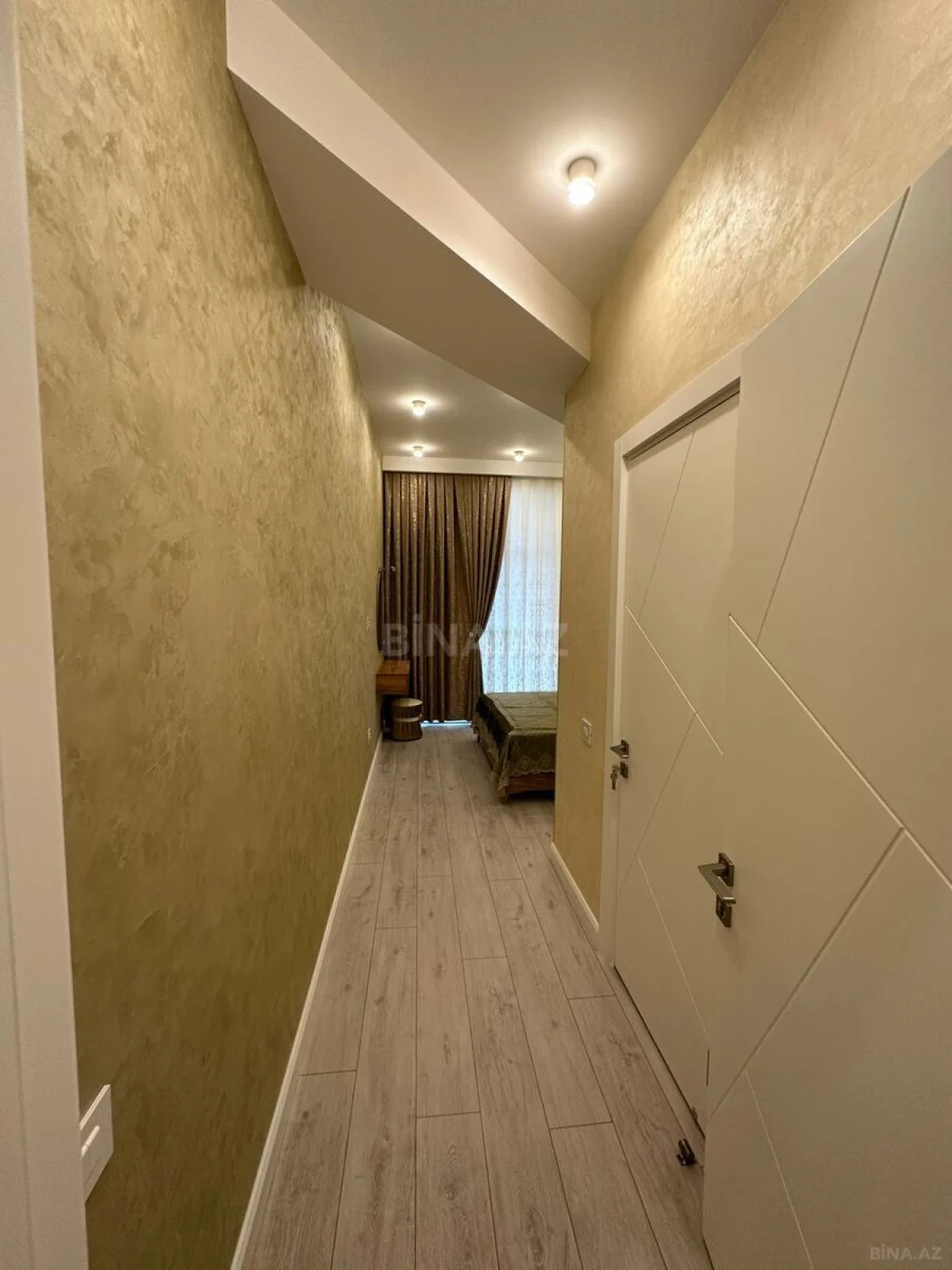 Kirayə verilir 3 otaqlı mənzil 110 m²