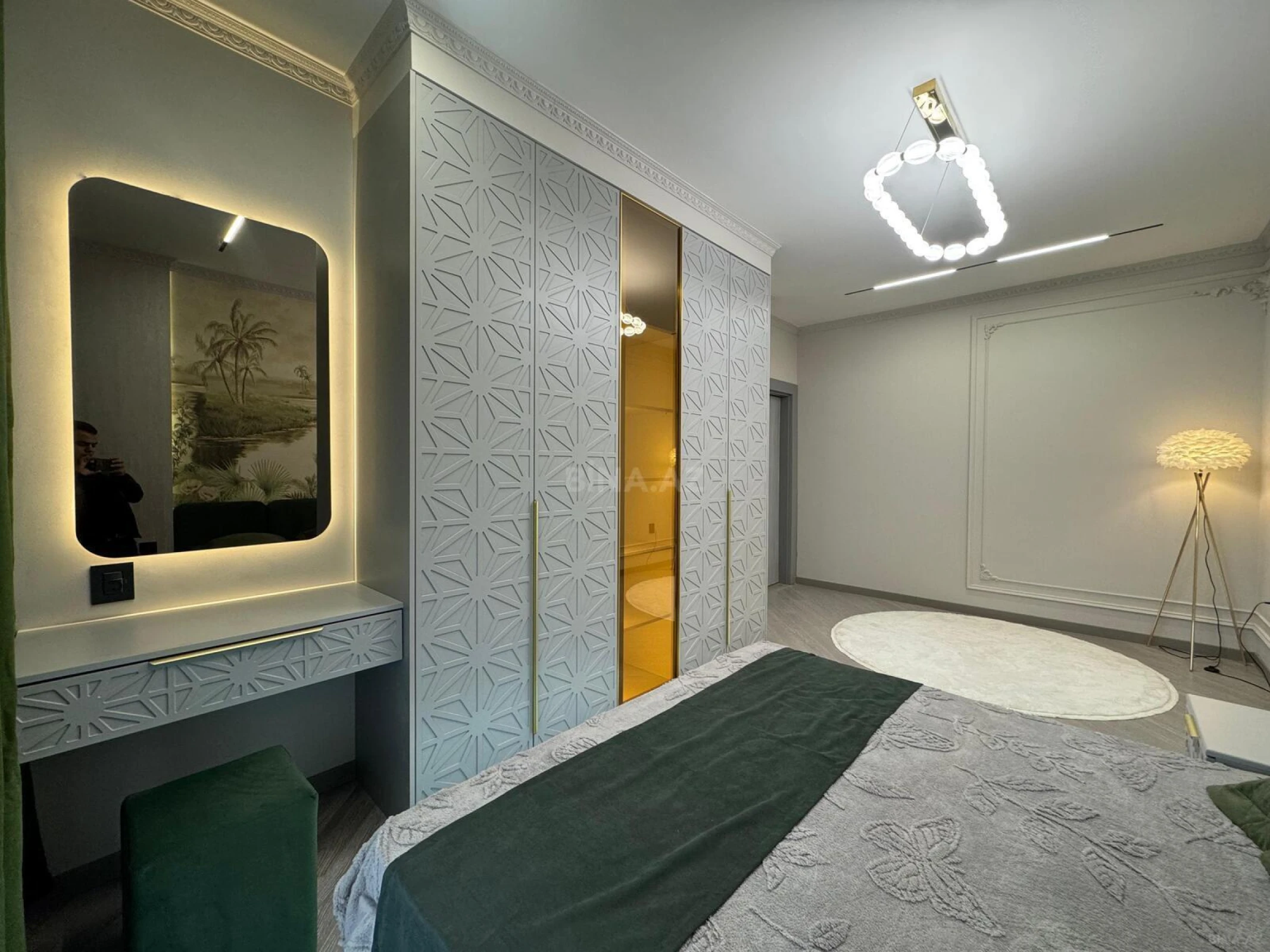 Satılır 3 otaqlı mənzil 91 m²