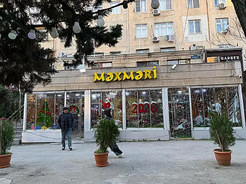 Satılır obyekt 450 m² — Bakı, Memar Əcəmi yanı 450.00 m²