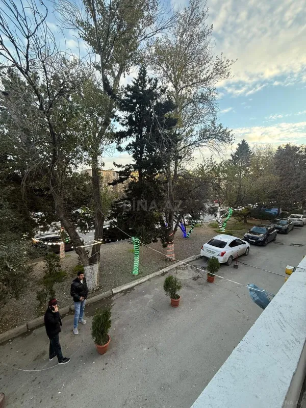 Satılır obyekt 450 m²