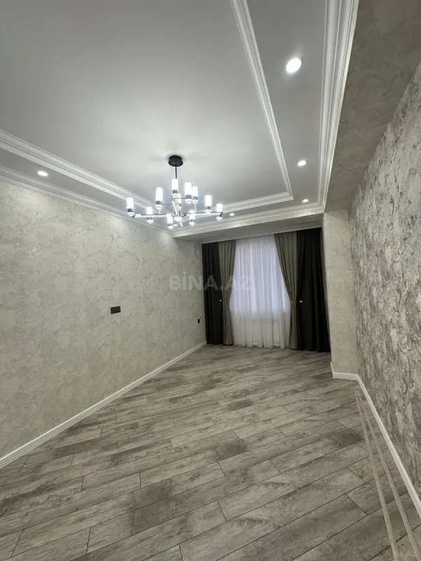 Satılır 2 otaqlı mənzil 79 m²