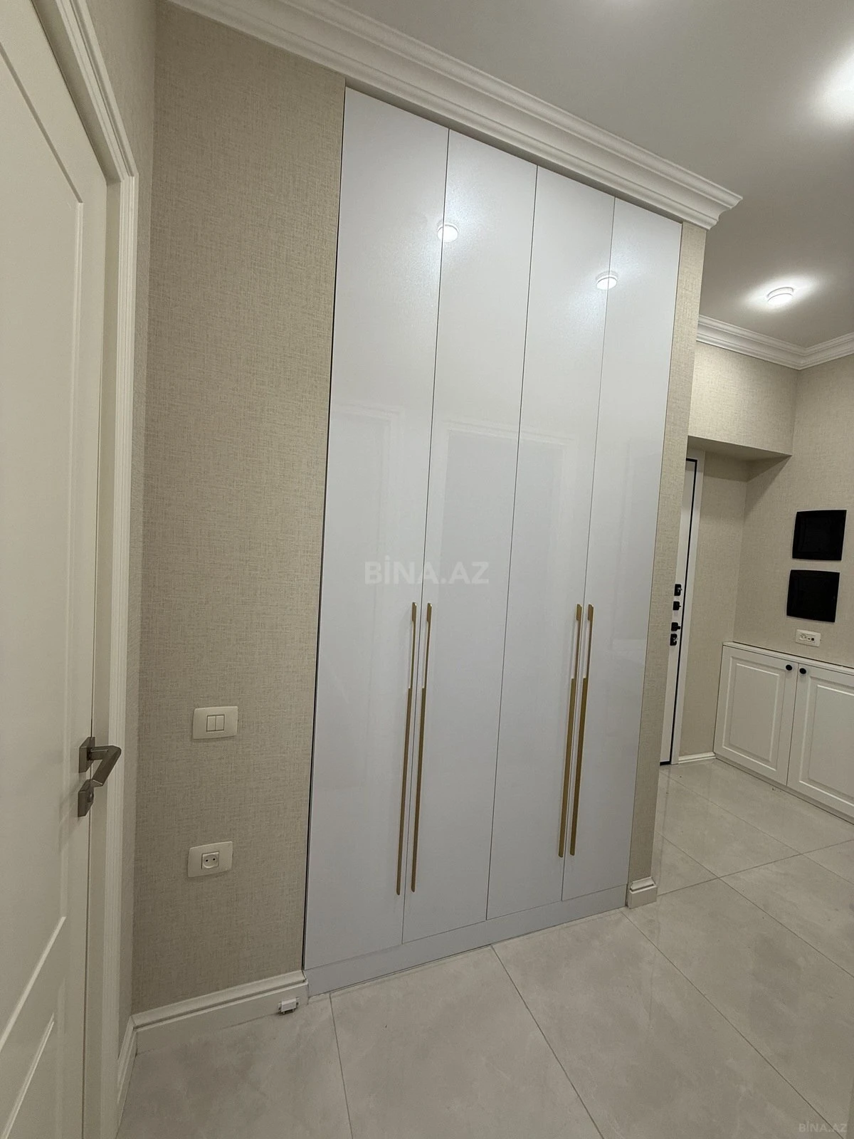 Satılır 3 otaqlı mənzil 75 m²