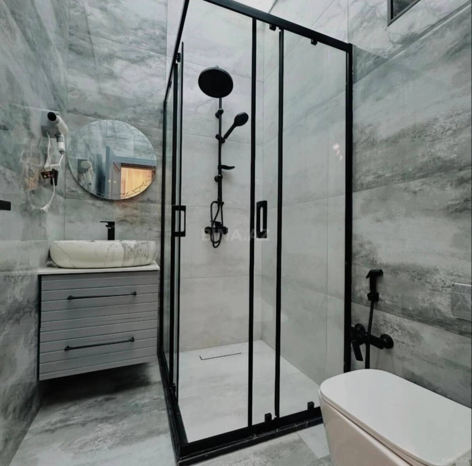 Kirayə verilir 4 otaqlı həyət evi 200 m²