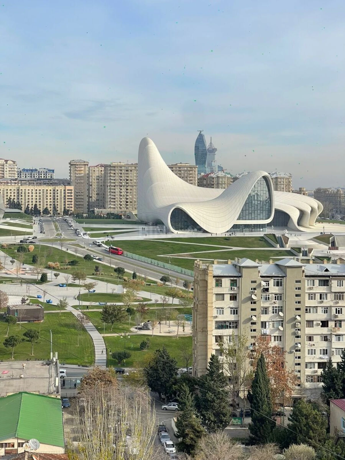 Kirayə verilir 3 otaqlı mənzil 130 m²