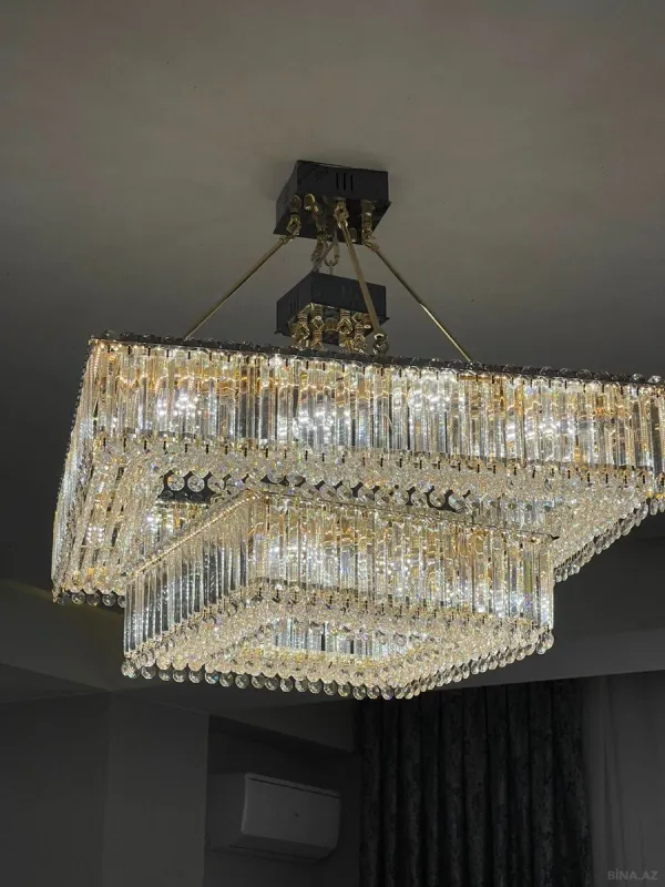 Kirayə verilir 3 otaqlı mənzil 130 m²