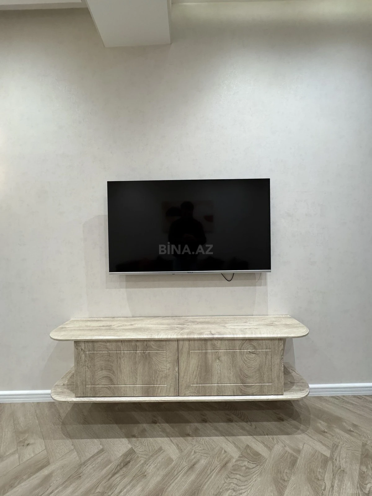 Kirayə verilir 2 otaqlı mənzil 75 m²