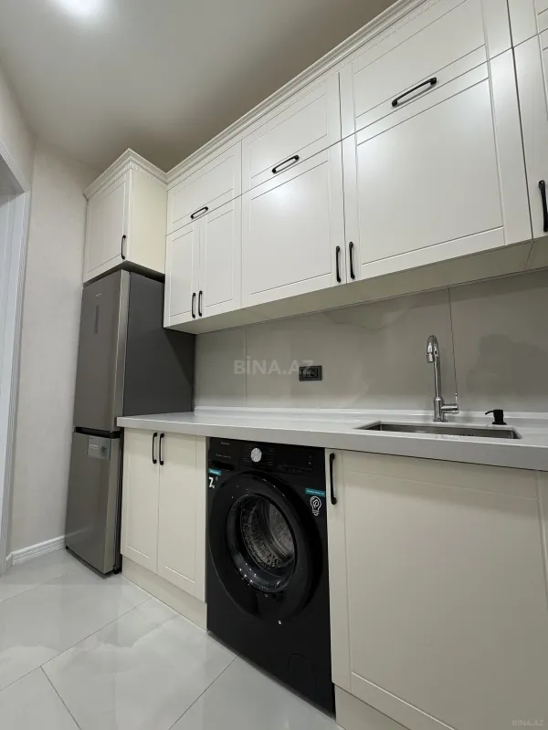 Kirayə verilir 2 otaqlı mənzil 75 m²