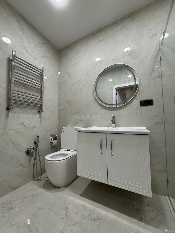 Kirayə verilir 2 otaqlı mənzil 75 m²