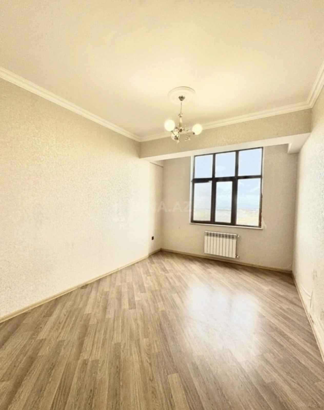 Satılır 2 otaqlı mənzil 85 m²