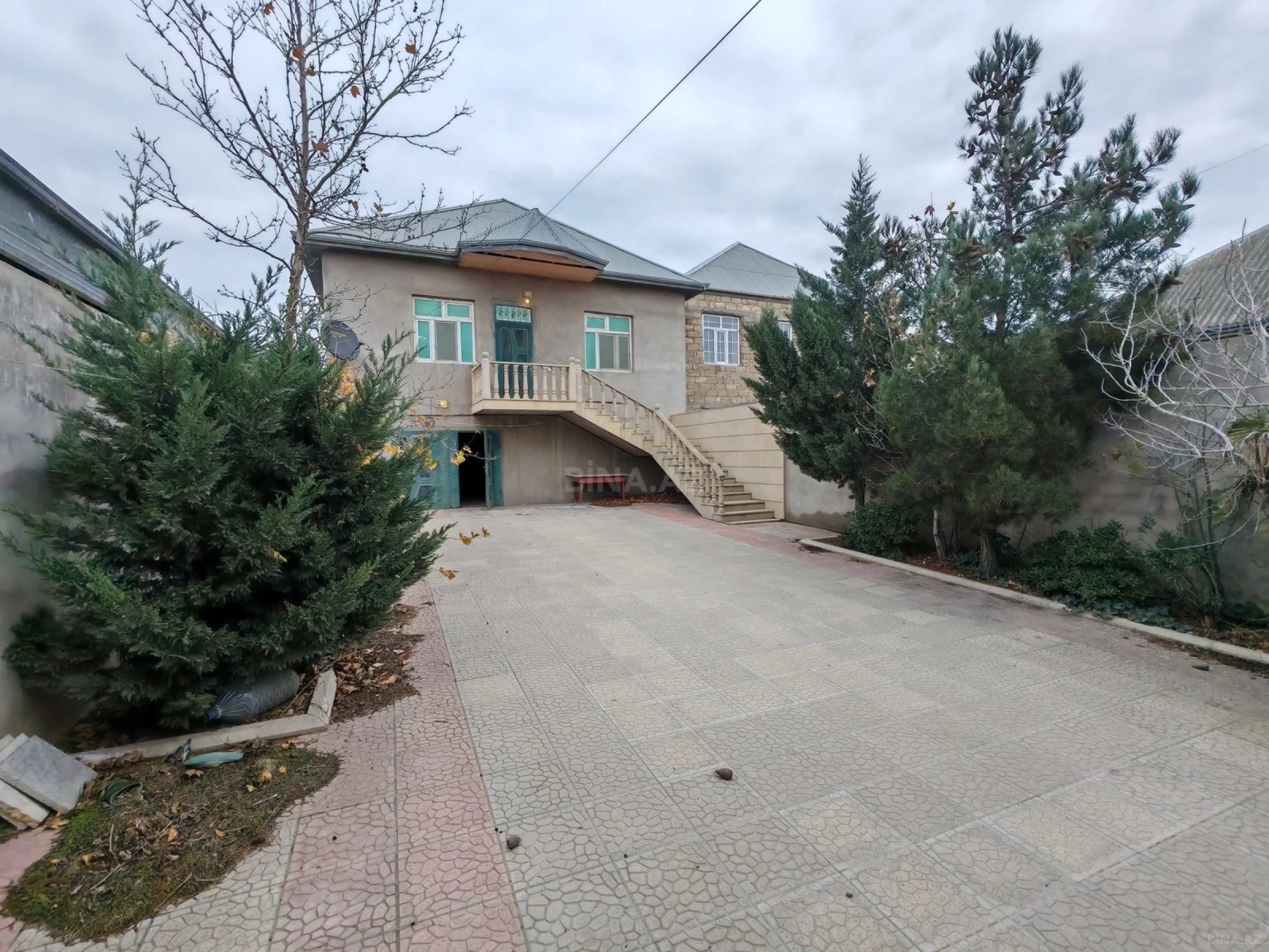 Satılır 4 otaqlı həyət evi 150 m²