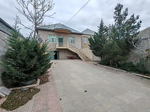Satılır 4 otaqlı həyət evi 150 m²