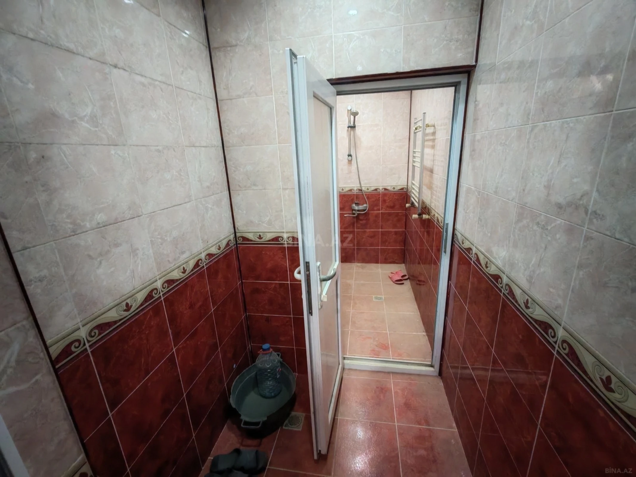 Satılır 4 otaqlı həyət evi 150 m²