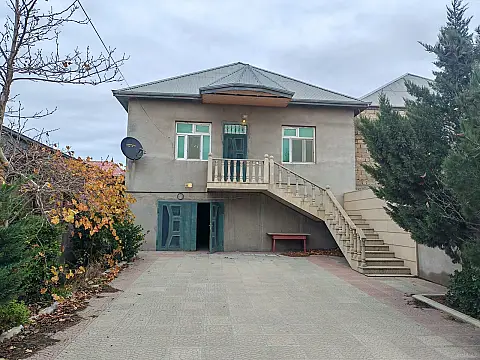 Satılır 4 otaqlı həyət evi 150 m² — Bakı 4 otaq 150.00 m²
