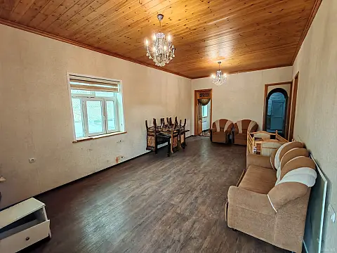 Satılır 4 otaqlı həyət evi 150 m²