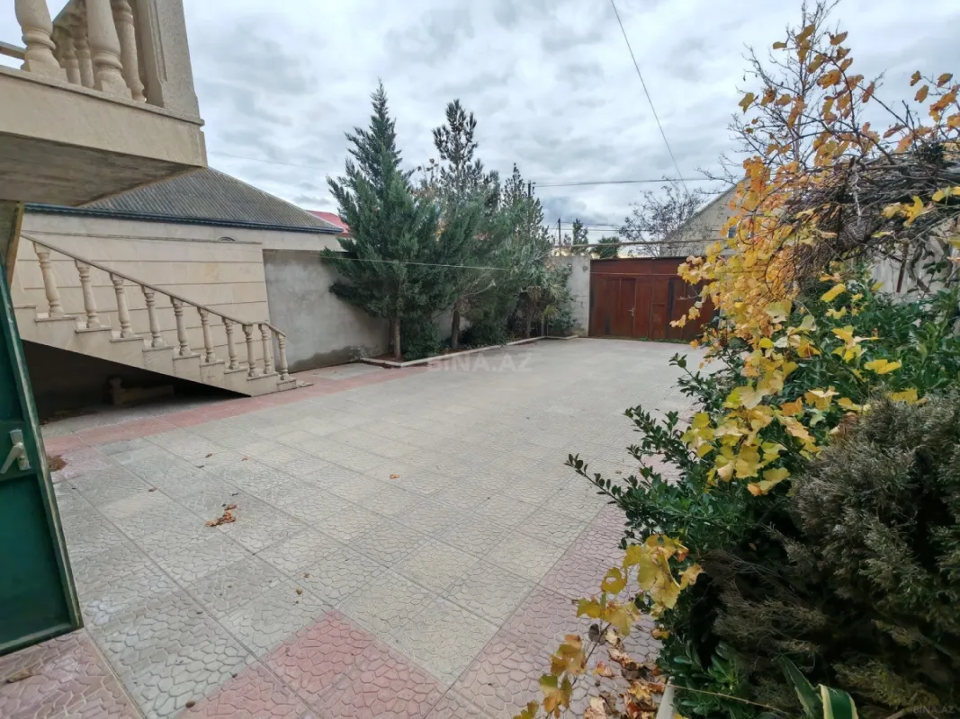 Satılır 4 otaqlı həyət evi 150 m²