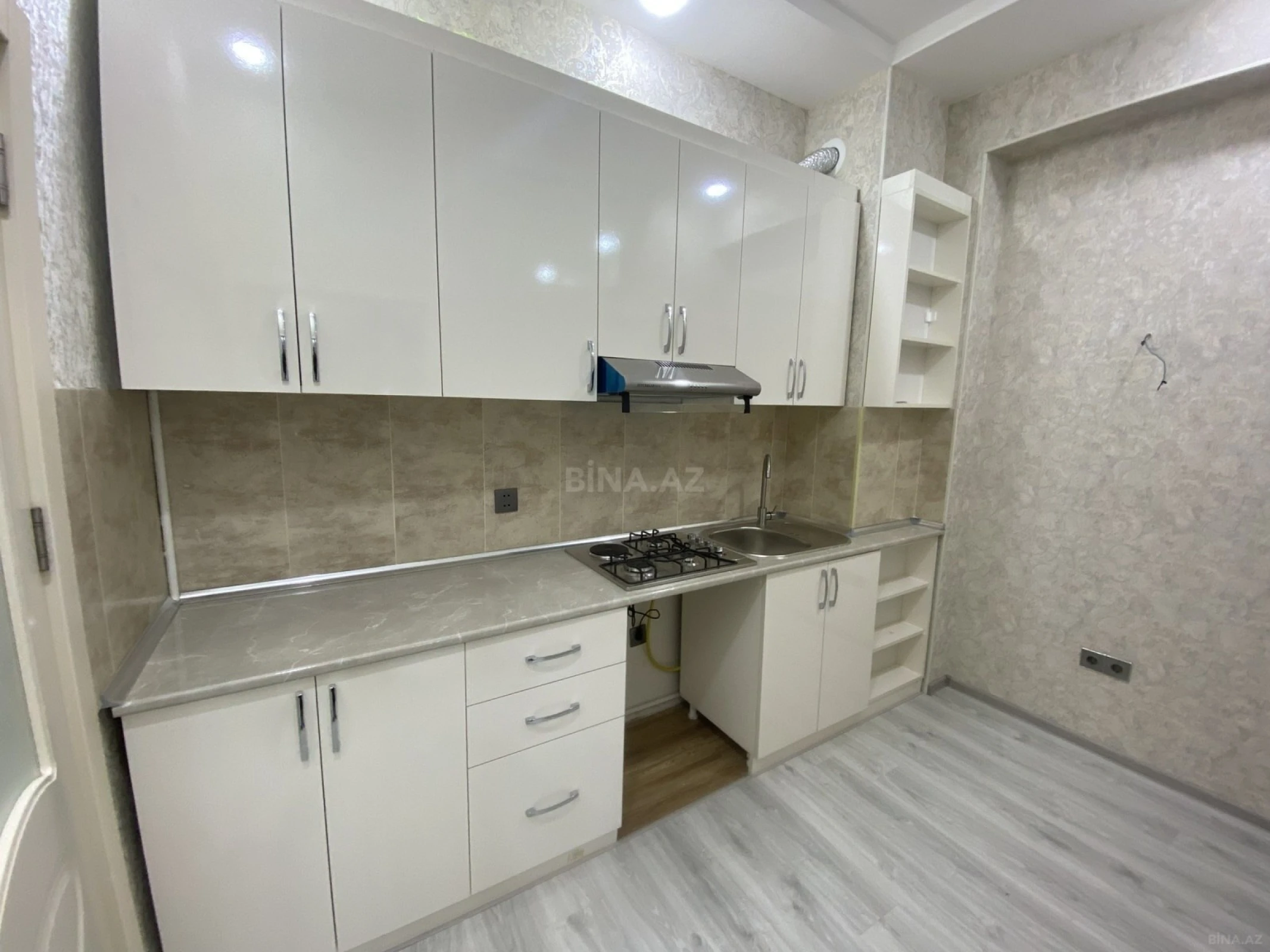 Satılır 2 otaqlı mənzil 50 m²
