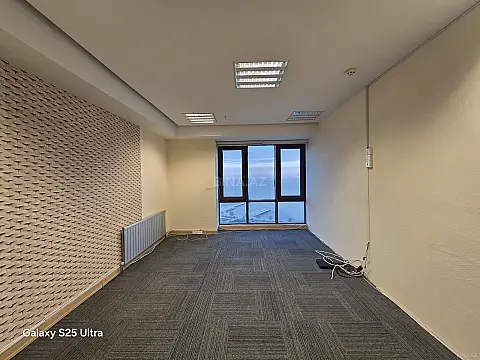 Kirayə verilir 3 otaqlı ofis 110 m²