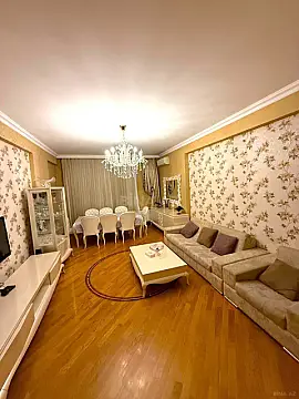 Satılır 3 otaqlı mənzil 130 m² — Bakı, Nərimanov 3 otaq 130.00 m²
