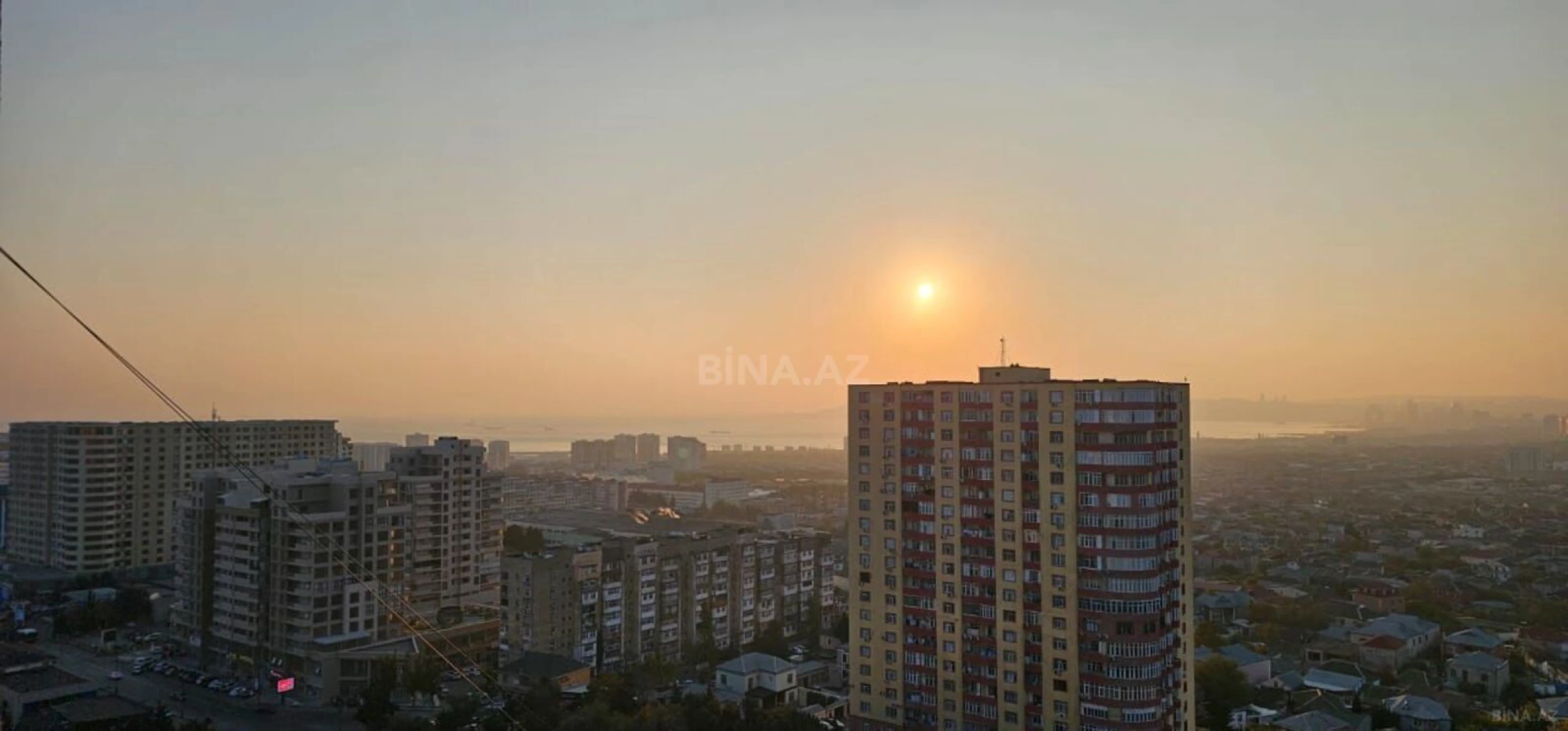 Satılır 2 otaqlı mənzil 71 m²