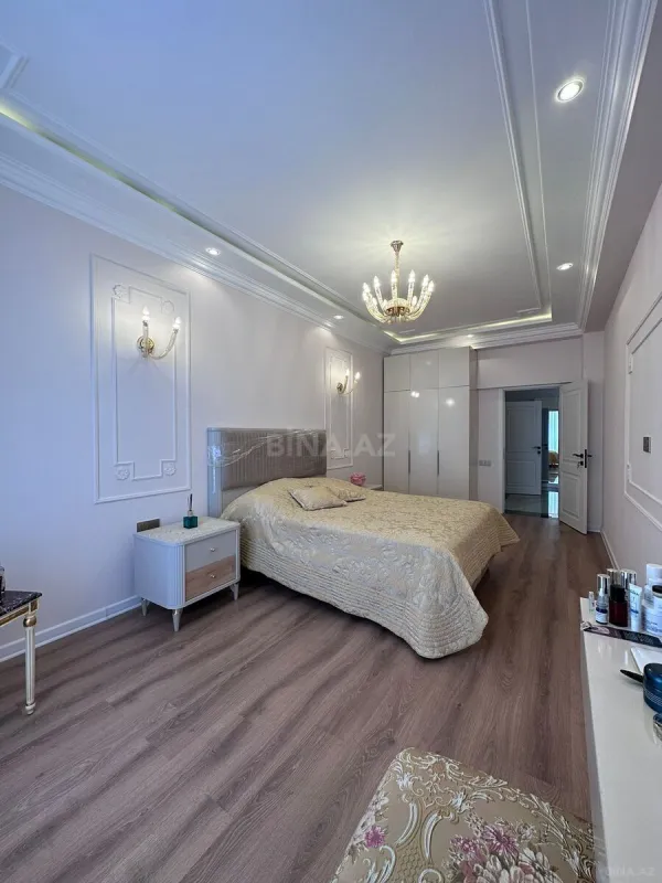 Kirayə verilir 2 otaqlı mənzil 85 m²