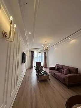 Kirayə verilir 2 otaqlı mənzil 85 m²