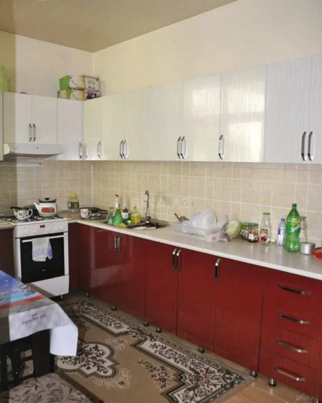 Satılır 6 otaqlı həyət evi 280 m²