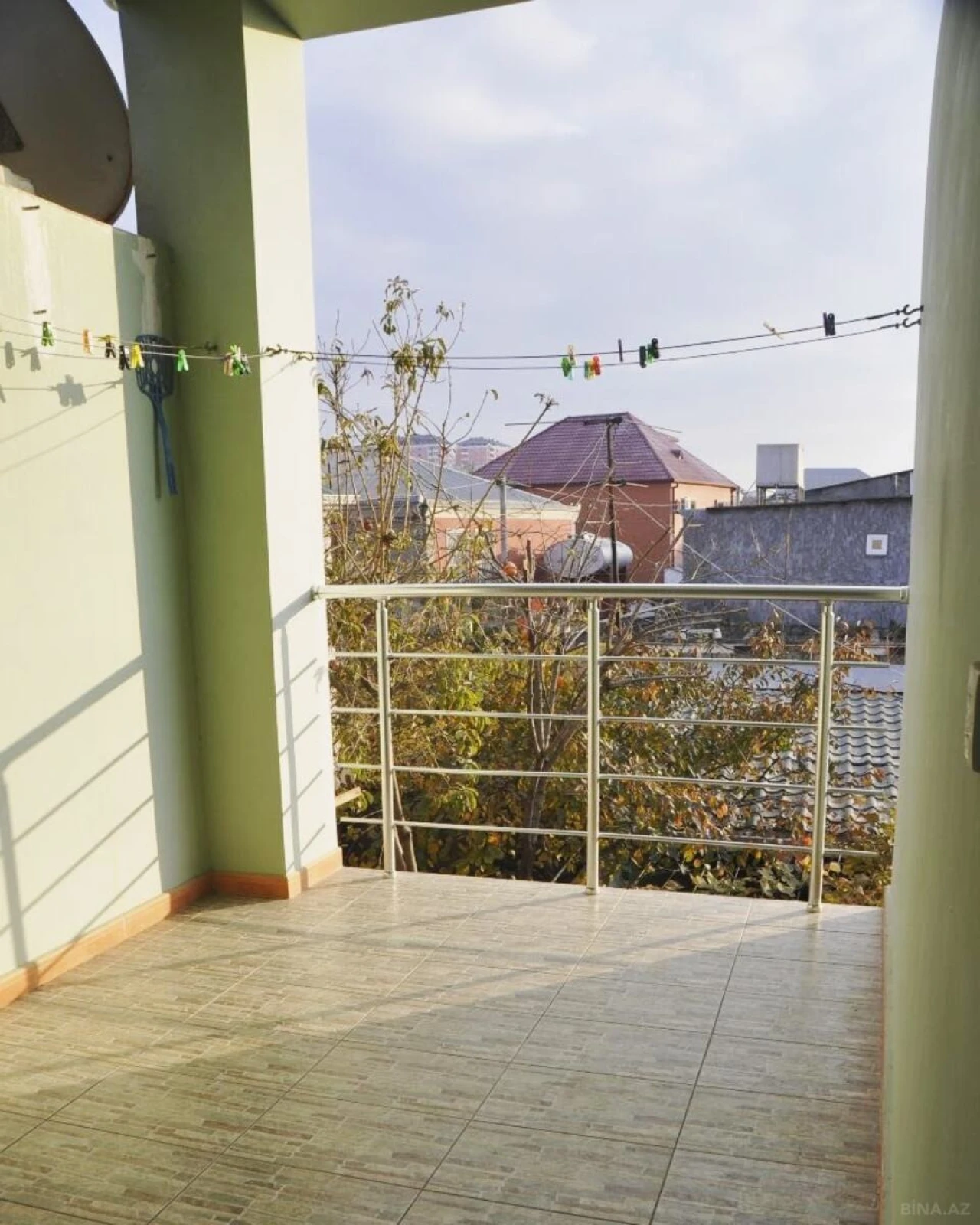 Satılır 6 otaqlı həyət evi 280 m²