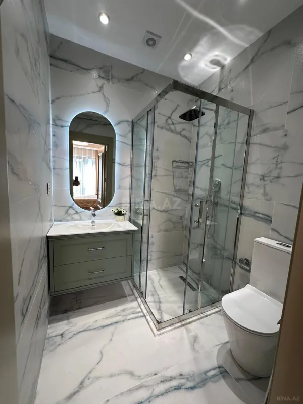 Kirayə verilir 3 otaqlı mənzil 130 m²