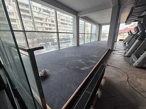 Kirayə verilir obyekt 950 m²