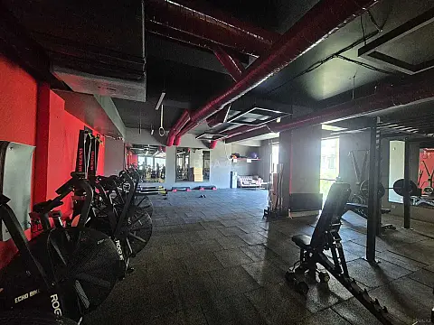 Kirayə verilir obyekt 950 m²