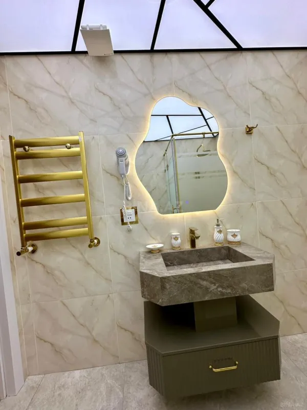 Satılır 3 otaqlı mənzil 105 m²