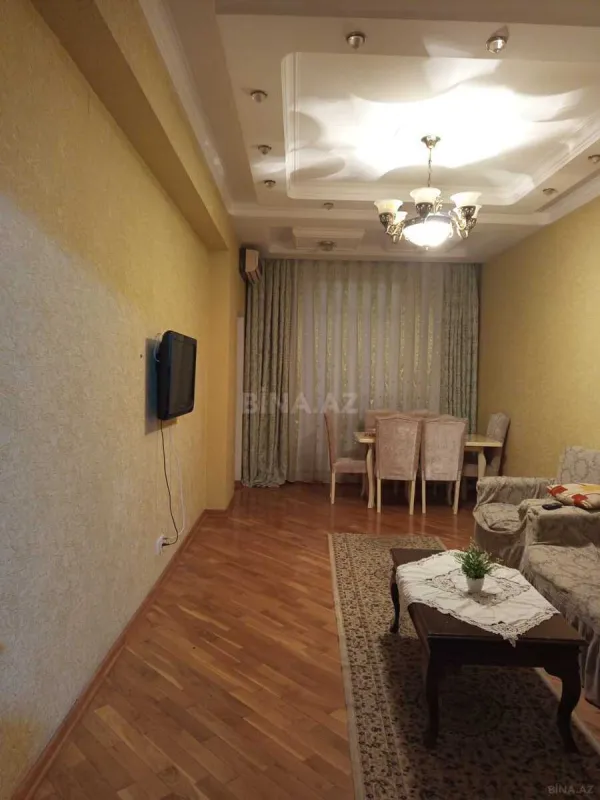 Kirayə verilir 3 otaqlı mənzil 100 m²